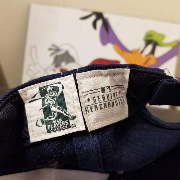 Dustin Pedroia Velcro Strapback - Picture 6 of 7